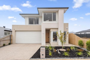 Georgina By The Bay St Leonards